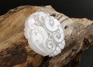 翡翠玉石與珍珠 四大優勢，讓人愛不釋手的東方瑰寶